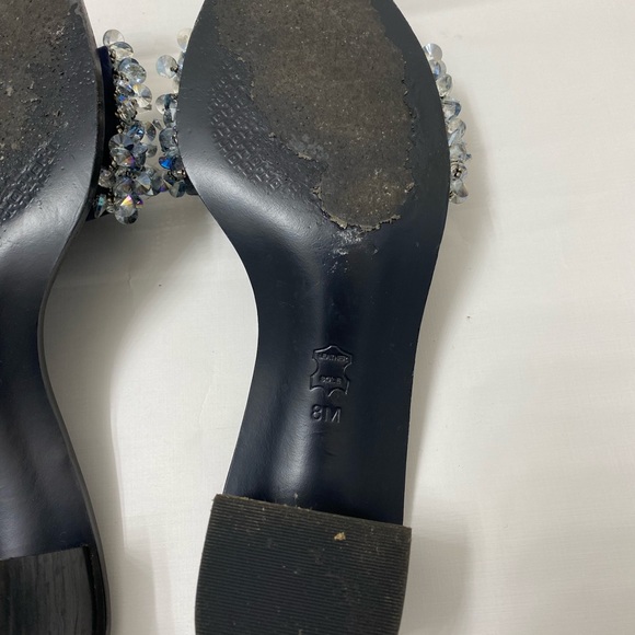 Tory Burch Logan Sandal - Picture 5 of 13